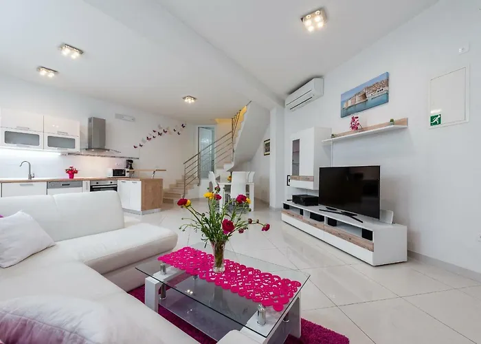 Luxury Sensation Spacious & Free Private Garage Dubrovnik