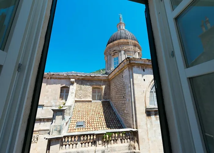 Nikili Apartment Old City