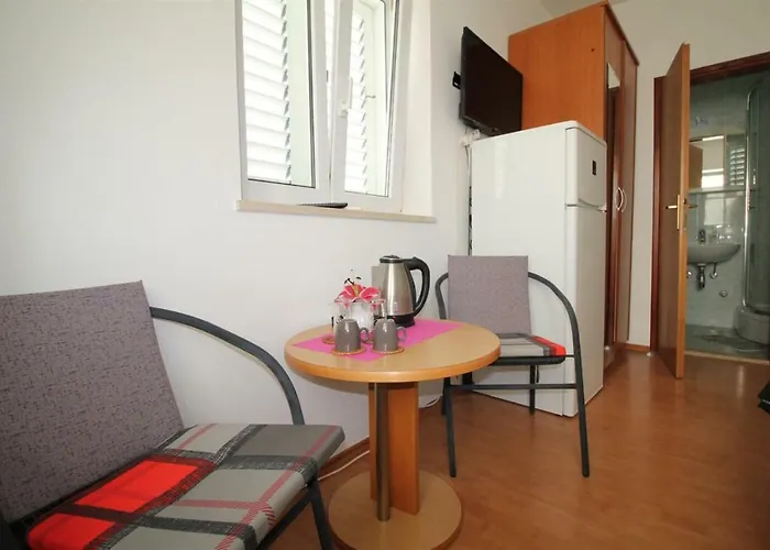Private Accommodation Carevic